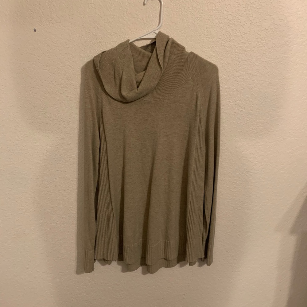 Maroon and tan sweater